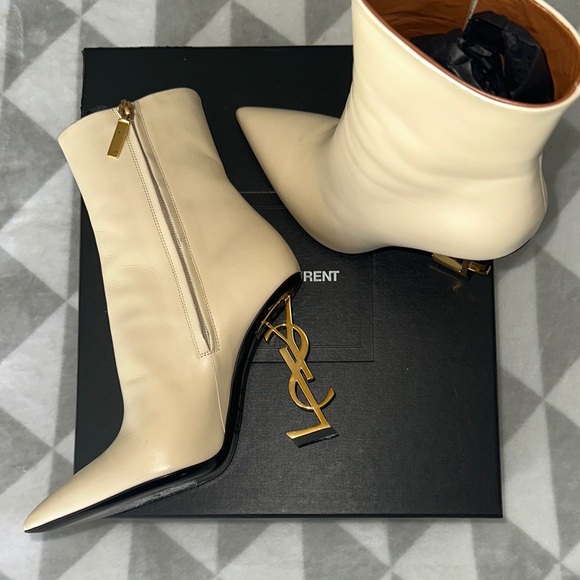Yves Saint Laurent Ivory Heeled Boots - Picture 2 of 8
